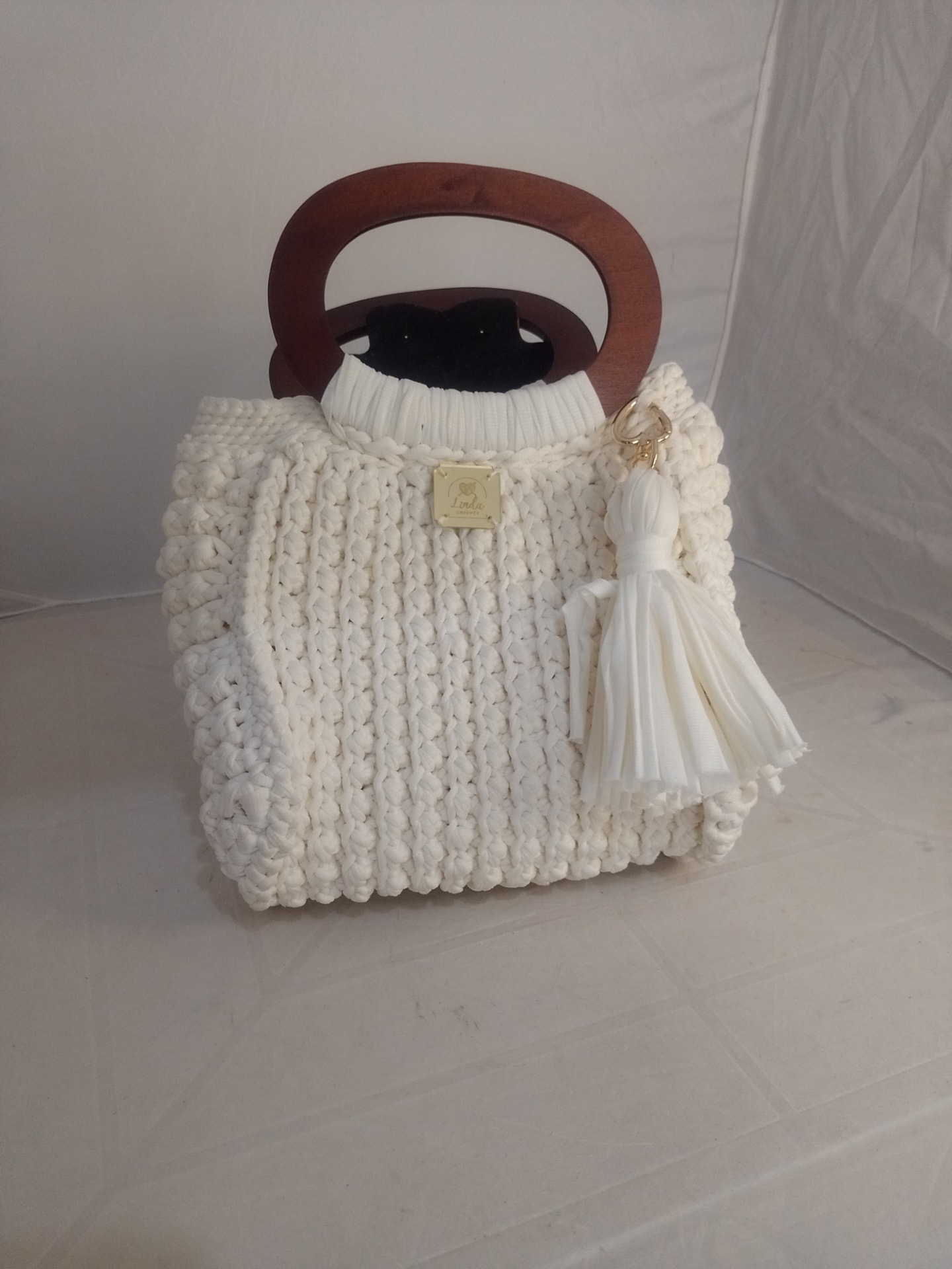 Bolsa Off-White · detalhe